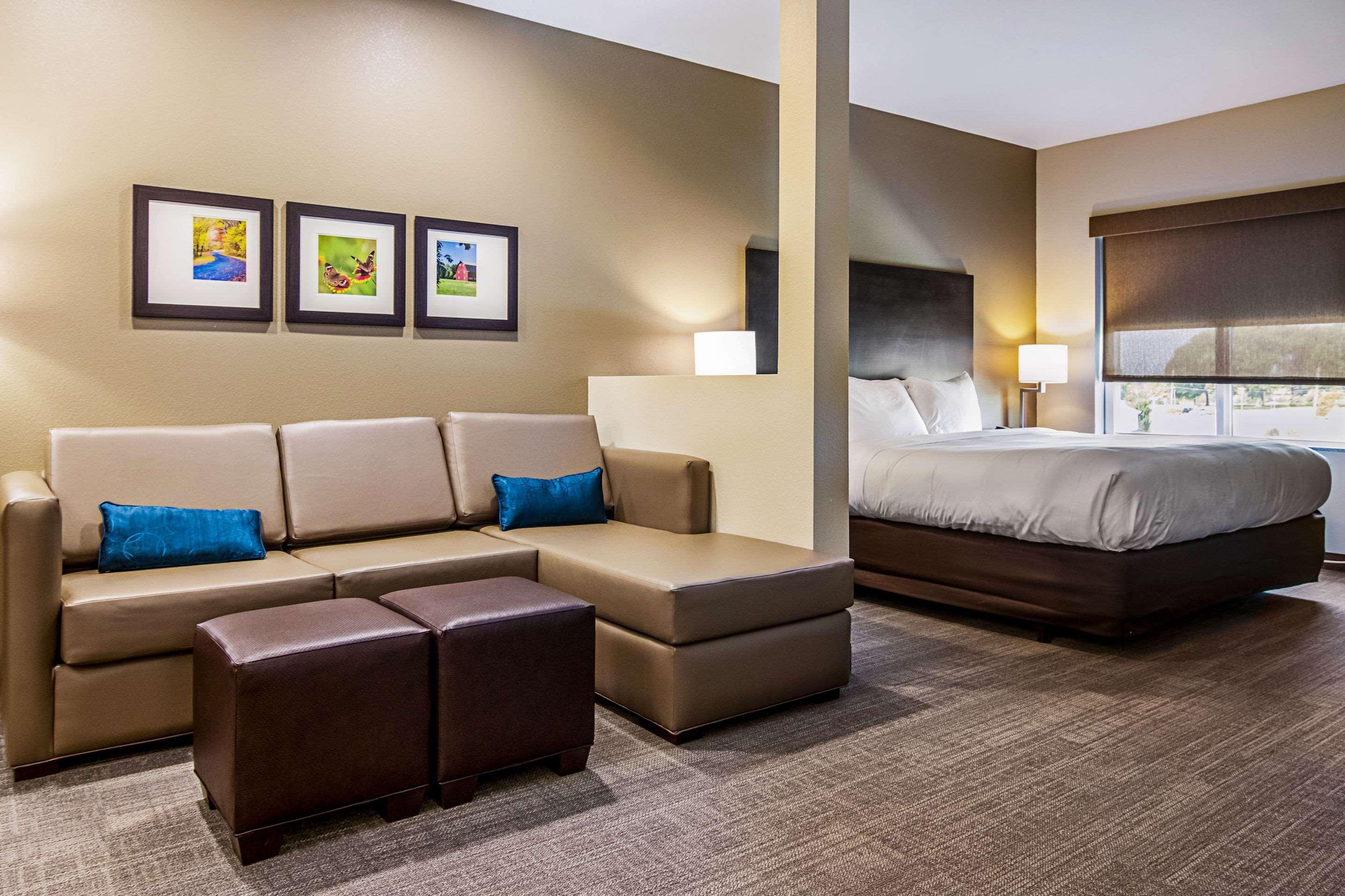 Comfort Suites Wooster Near University Campus Экстерьер фото