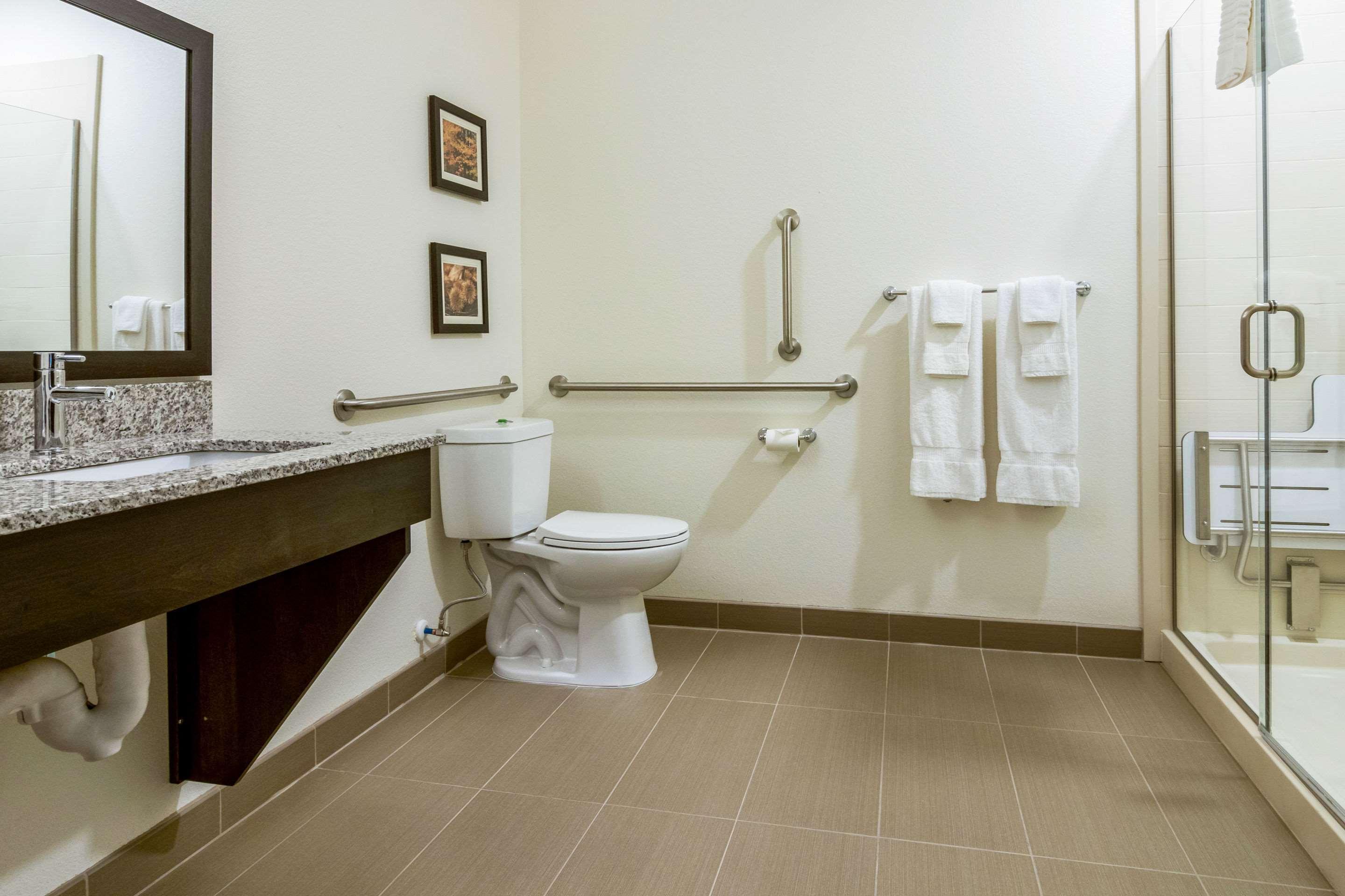 Comfort Suites Wooster Near University Campus Экстерьер фото