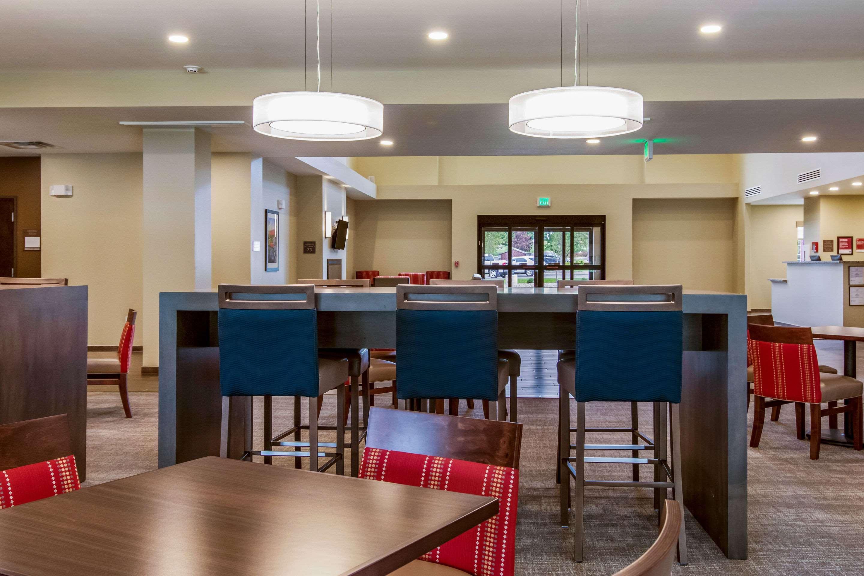 Comfort Suites Wooster Near University Campus Экстерьер фото